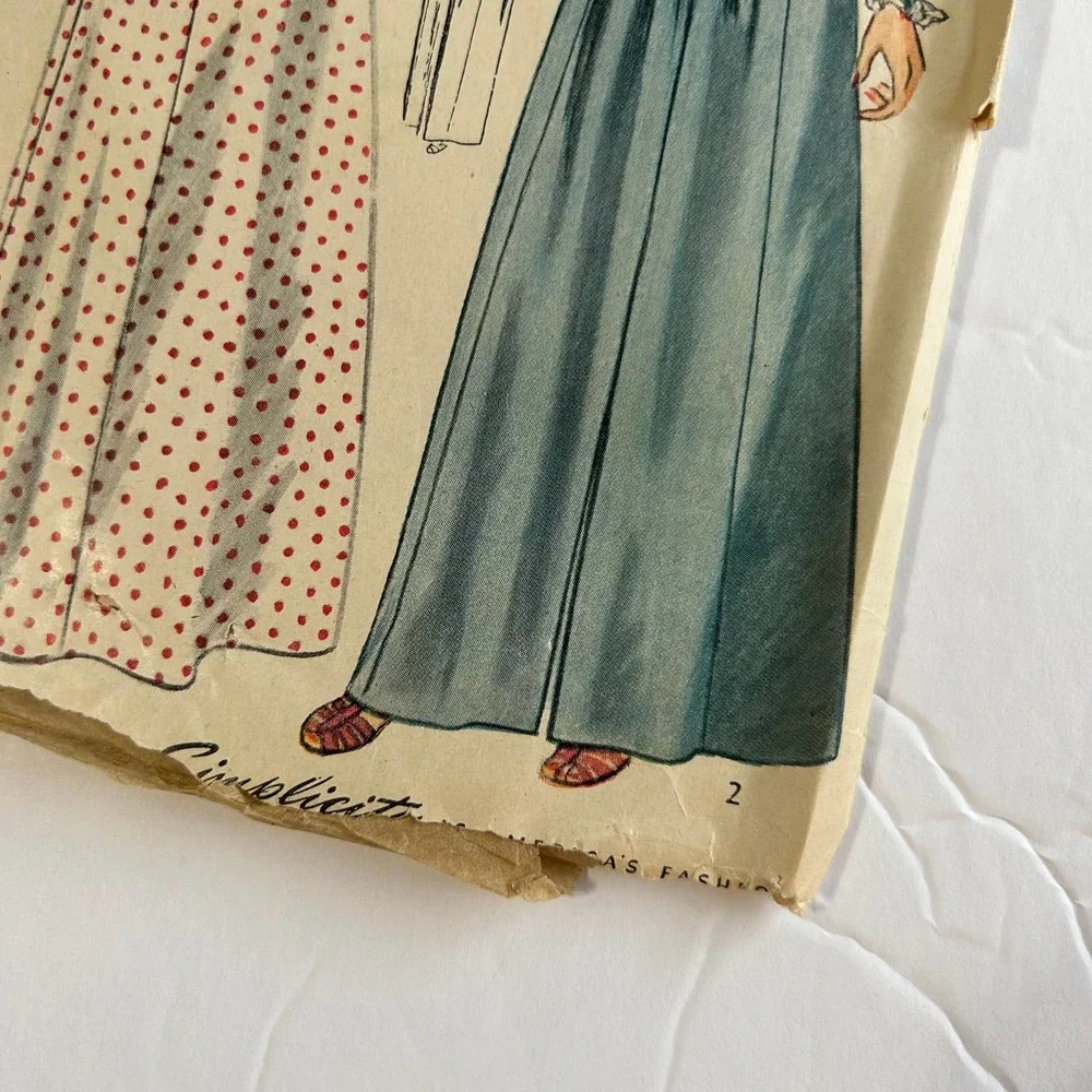 Simplicity Vintage 1940's Pattern #1359 Women's and Misses‎ Negligee Size 14